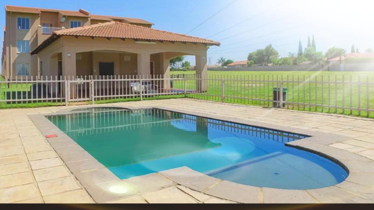 Caza Blanca Apartments Boksburg Eksteriør billede